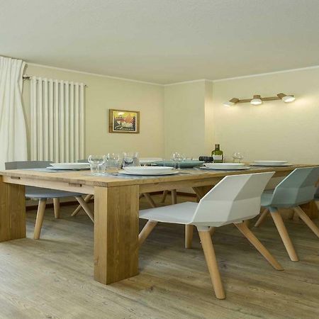 Apartment Ensa - Alpes Travel - Central Chamonix - Sleeps 4 Екстериор снимка