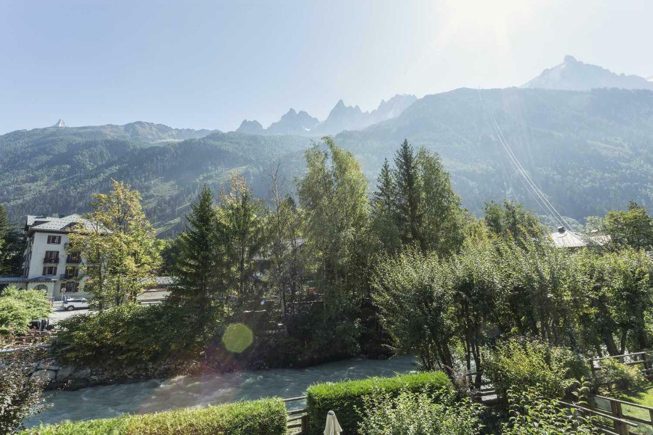 Apartment Ensa - Alpes Travel - Central Chamonix - Sleeps 4 Екстериор снимка