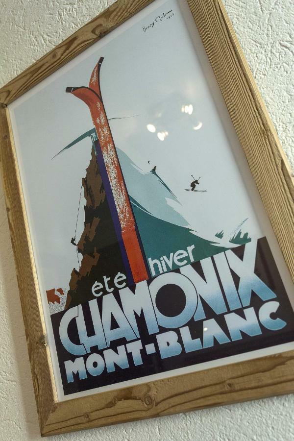 Apartment Ensa - Alpes Travel - Central Chamonix - Sleeps 4 Екстериор снимка